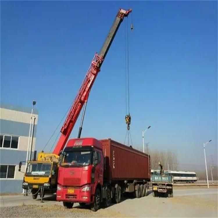 桐城路灯高空安装如何选吊车？租赁费用、施工流程及安全规范全解析