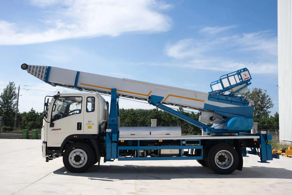 桐城云梯上料车租赁费用