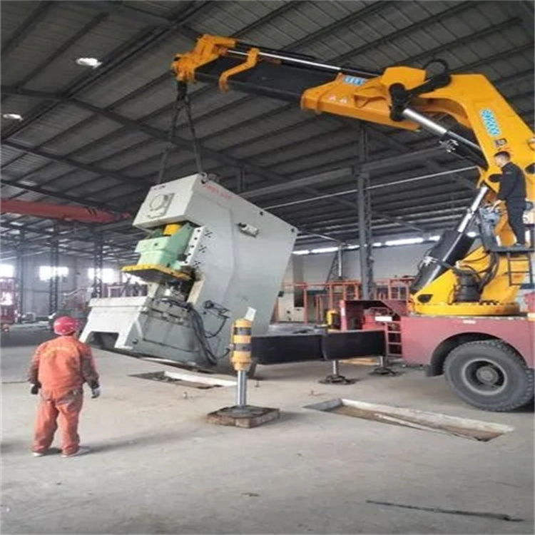 桐城80吨折臂吊车出租附近电话