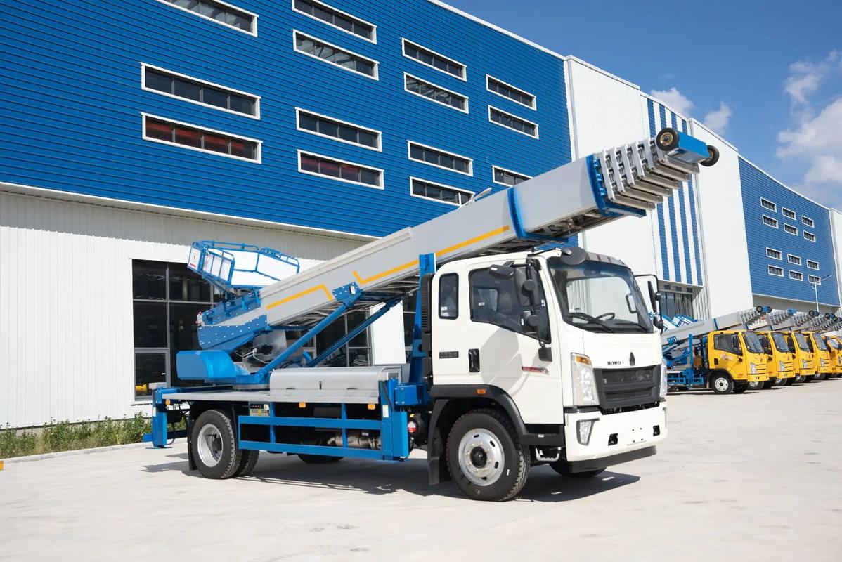 桐城出租云梯车高空作业车 建筑垃圾搬运